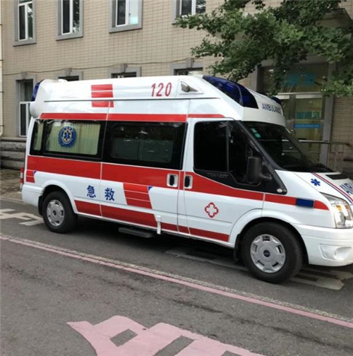 仁和选择我们的救护车出租,开启安心转院之旅